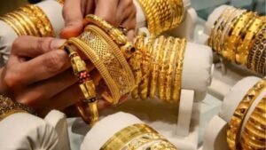 Read more about the article Gold & Silver Rates Today Rise Nearly 1%: MCX Gold Trades at Rs 1.44 Lakh; Check Latest Bullion Prices on 27 July 2026